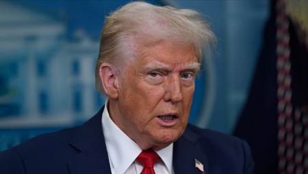 Trump, Rusya ve Ukrayna’ya mutabakatları durumunda “büyük ticaret” yapmayı teklif etti