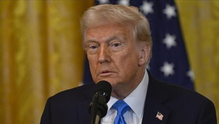 Trump, AB’ye uygulanacak yüzde 50’lik tarifeyi erteledi